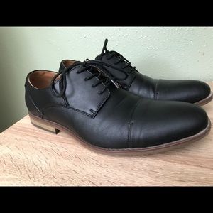 Men’s dress shoes